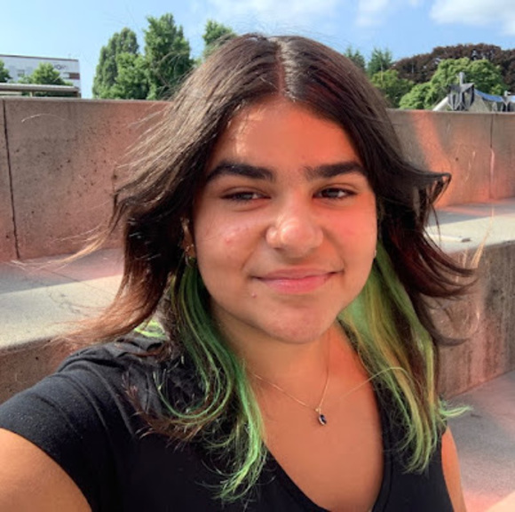 Meet your Posher, Nora - Picture 1 of 1